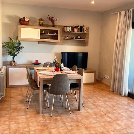 Casa de Férias Casa Puig, Piscina Privada ,aire Acondicionado Free *