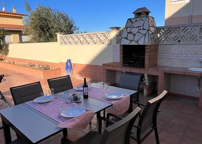 Casa Puig, Piscina Privada ,aire Acondicionado Free Nyaraló *