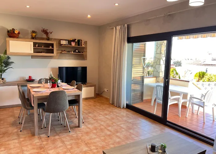Casa Puig, Piscina Privada ,aire Acondicionado Free Nyaraló *